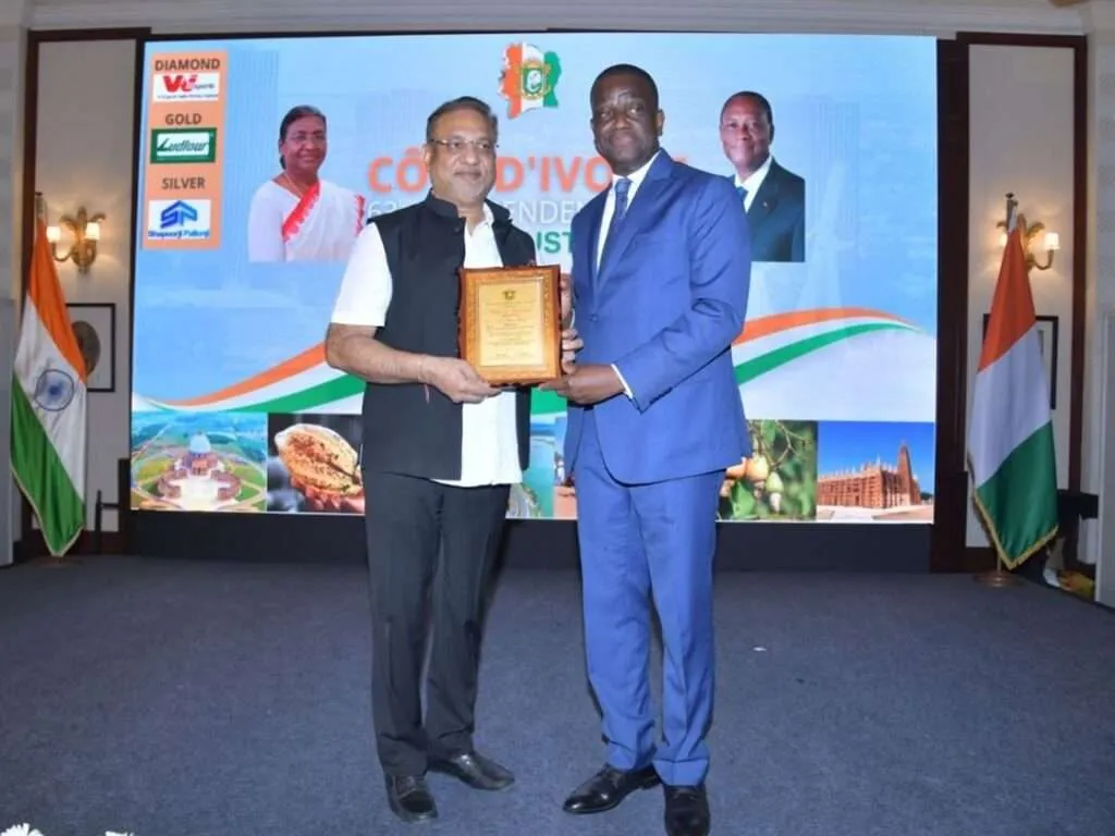 Dr Prem Garg National President of IREF
