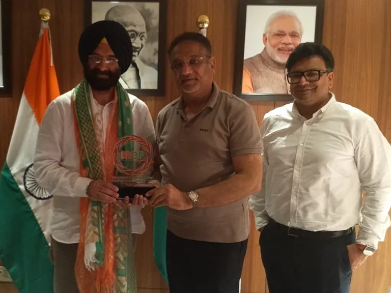 Dr. Prem Garg, NP of IREF, with Manjinder Singh Sirsa, Minister for Environment, Forest and Wildlife of Delhi