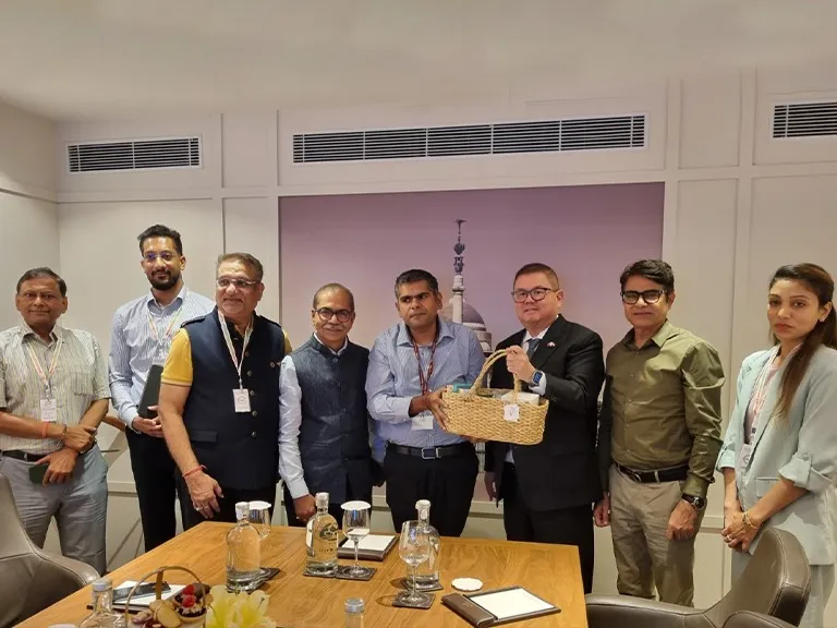 Dr. Prem Garg and other leading exporters with APEDA's Abhishek Dev and Dev Garg